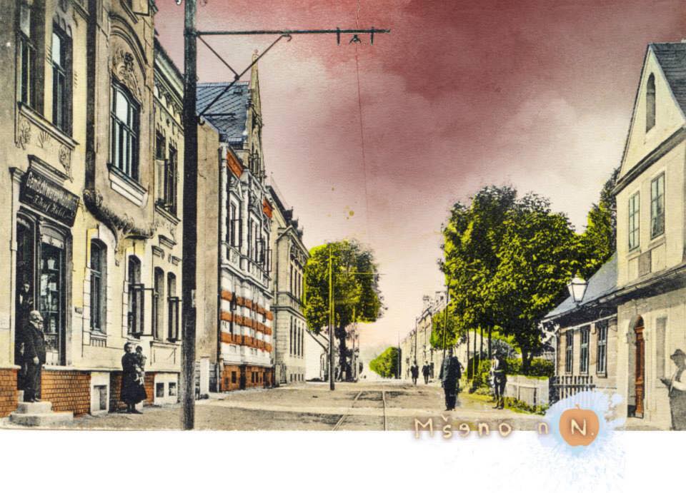 Dnešní ulice Palackého bývala začátkem století jako malovaná. (archiv Jablečné město)