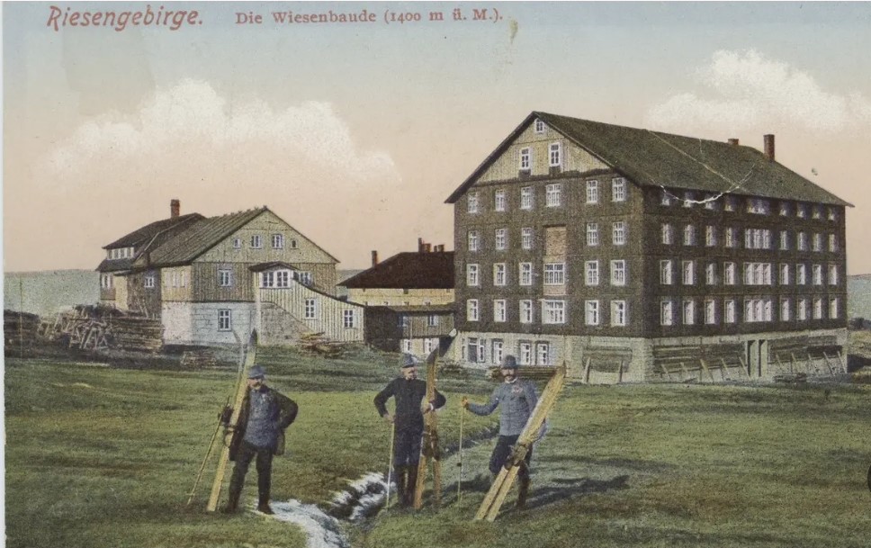 Luční bouda 1925 (archiv Lubomír Soukup)
