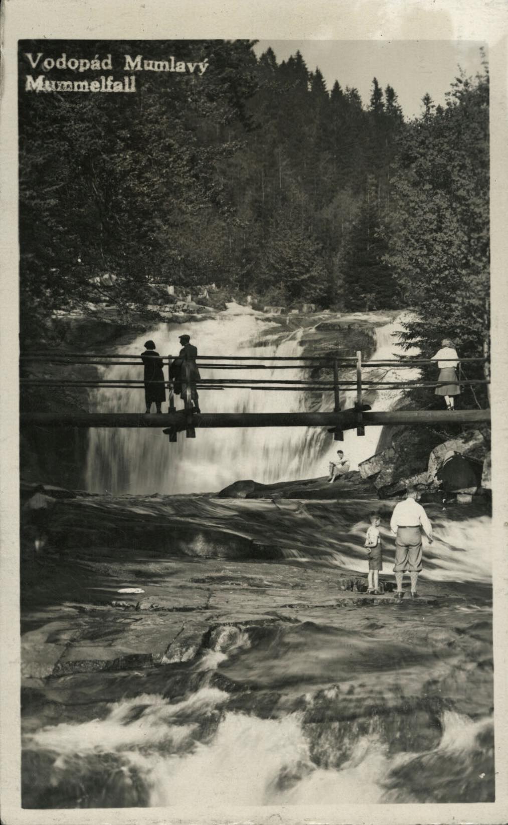 Mumlavský vodopád v roce 1932 (zdroj: https://akon.onb.ac.at/)