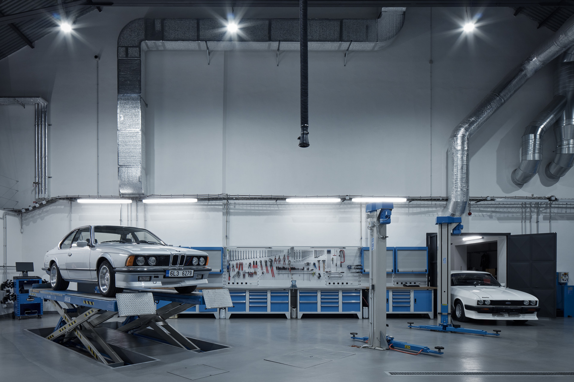 Autodílna (Automoto muzeum v Lučanech nad Nisou, studio ARCHIDEE, architekt Ondřej Novosad) Foto: BoysPlayNice 5/22