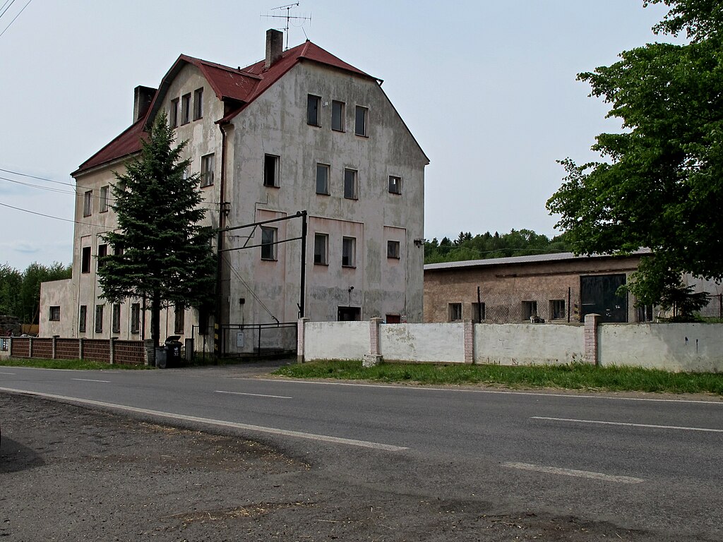 Budova bývalé porcelánky Persch