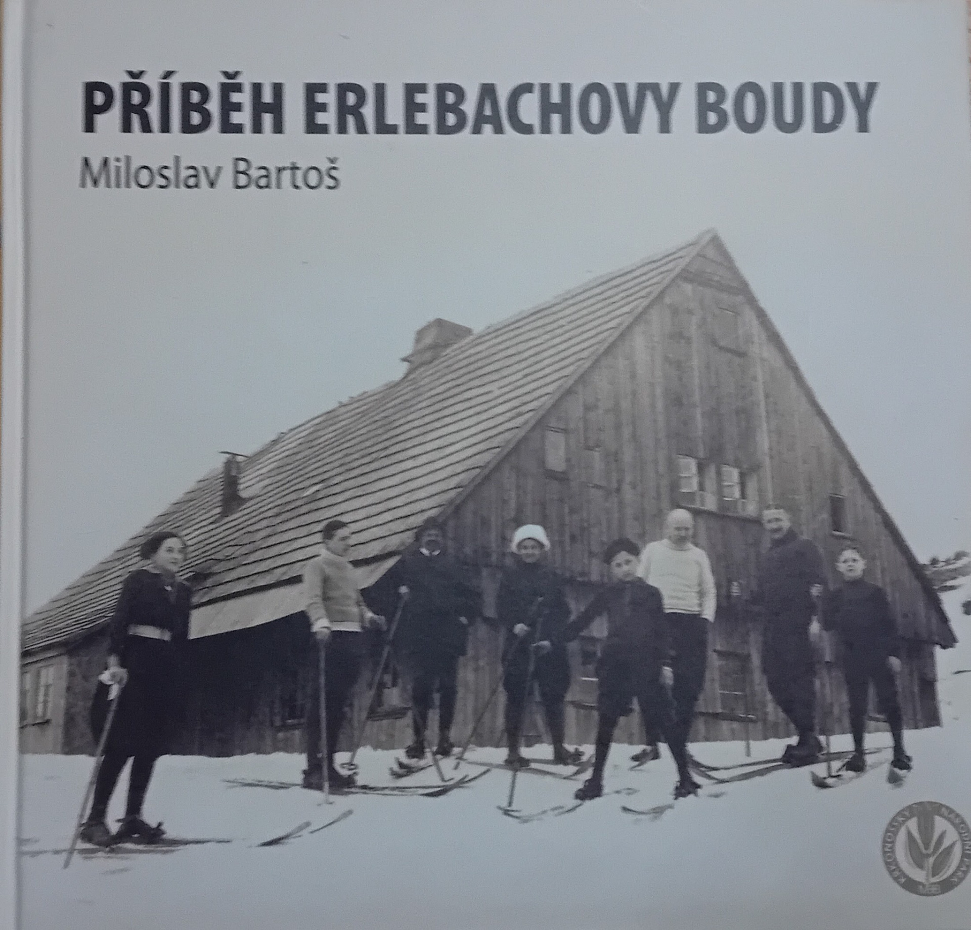 V té knize je dokonce osobní věnování někomu současnými majiteli , Martinou a Jiřím Tomáškovými ... i