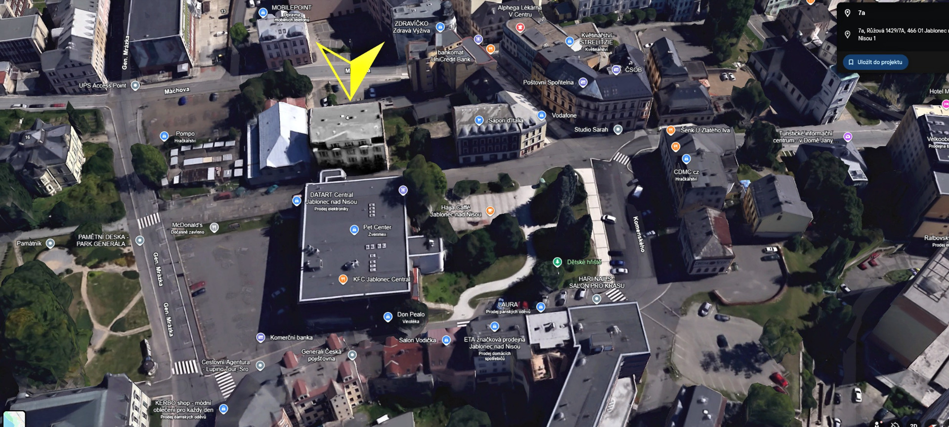 Bodiie Tůma - Dům stojí v naprosto znehodnoceném prostoru u CENTRALU. Ten kdo to povolil a schválil, by se měl smažit v pekle. Obludná stavba, která je navíc skoro stále poloprázdná!