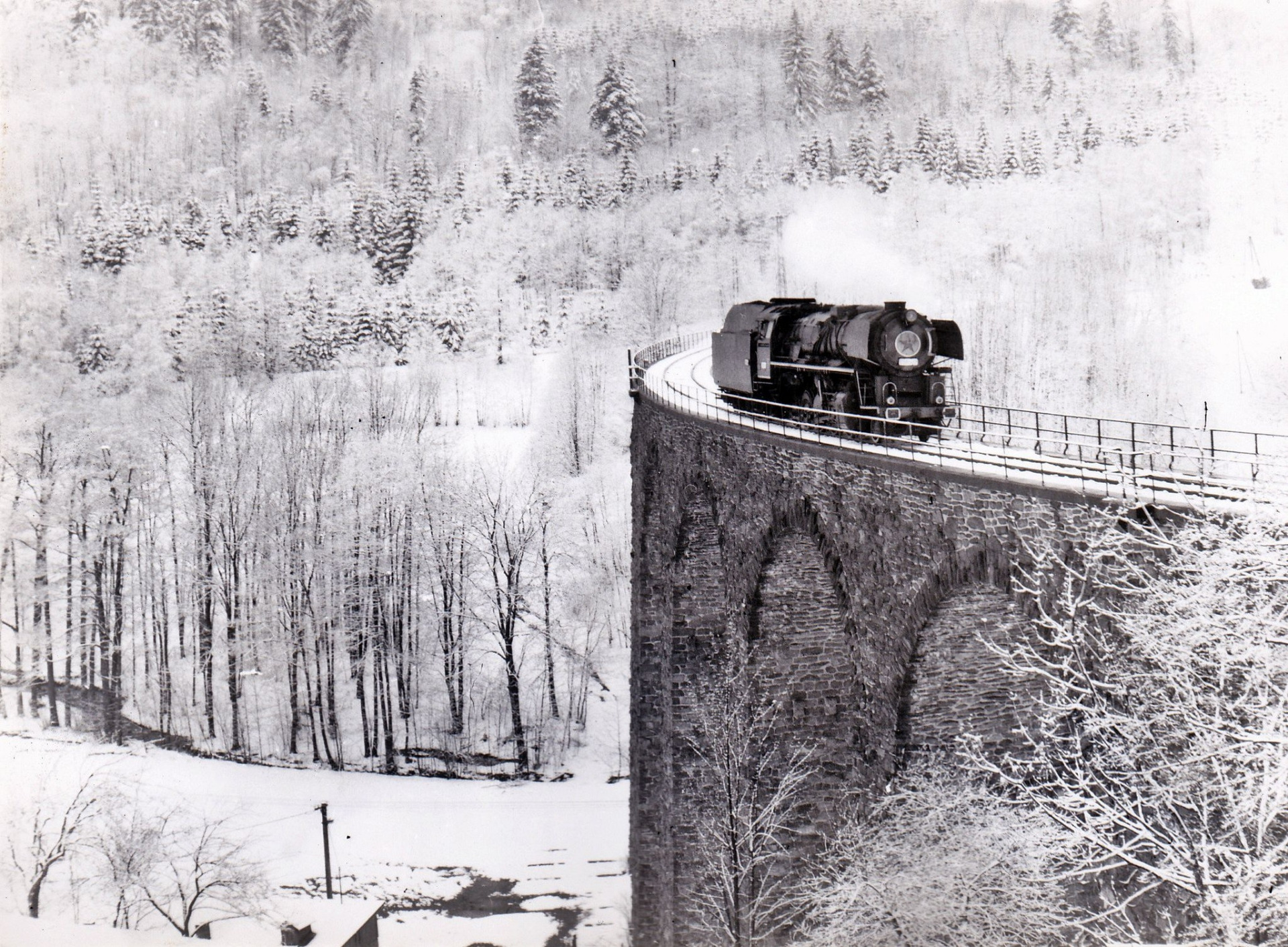 556 0457 Novina 03.1973 Foto: Kalana