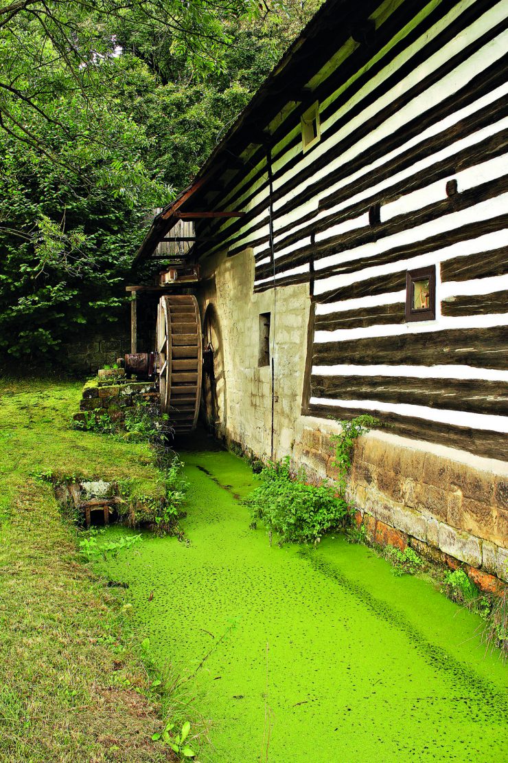 Vodní kolo střehomského mlýna neklape už řadu let