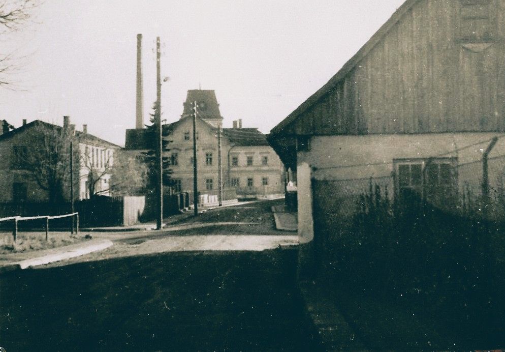 Naveta u přehrady - bývalá škrobárna Amylon (archiv T.Majer)