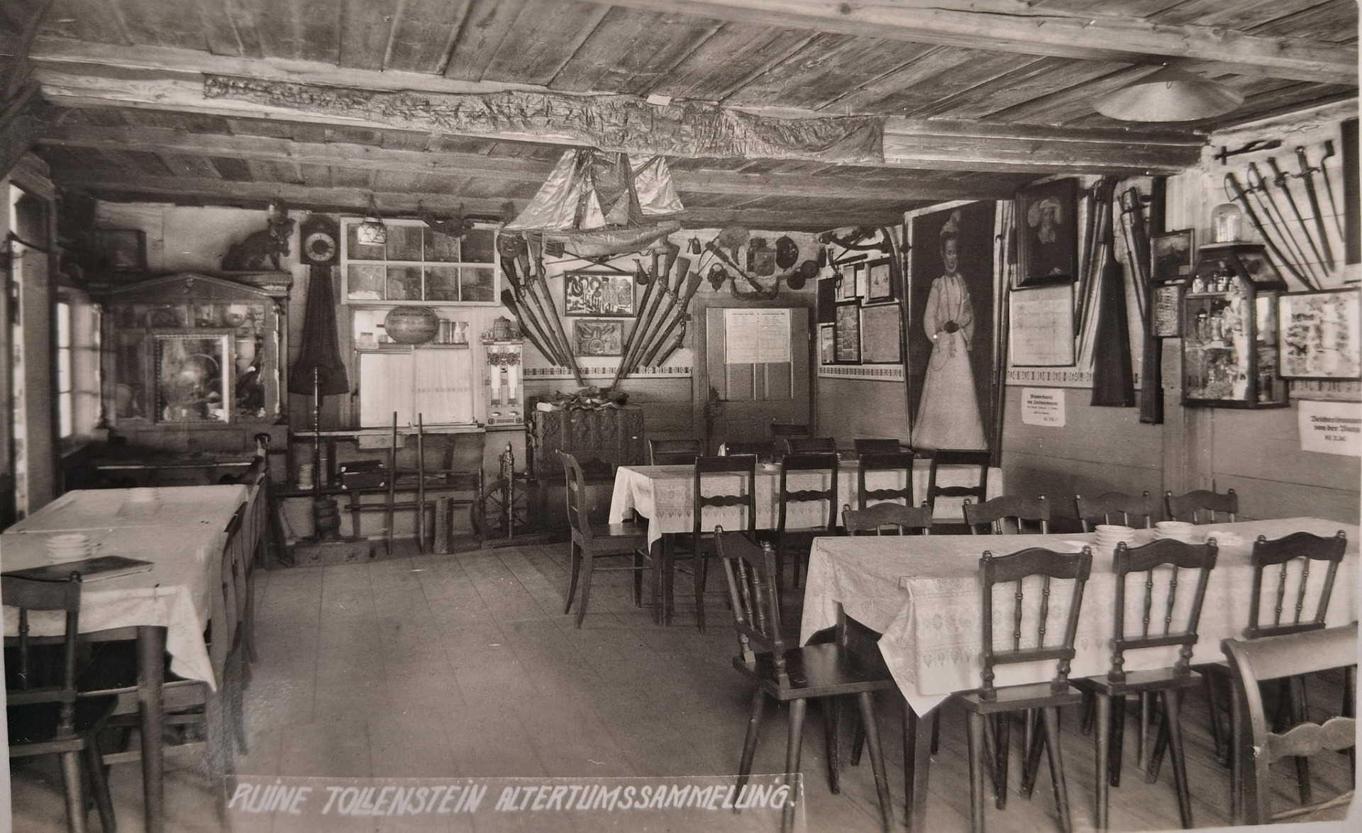 interier restaurace před vyhořením (archiv Tomáš Hladík)