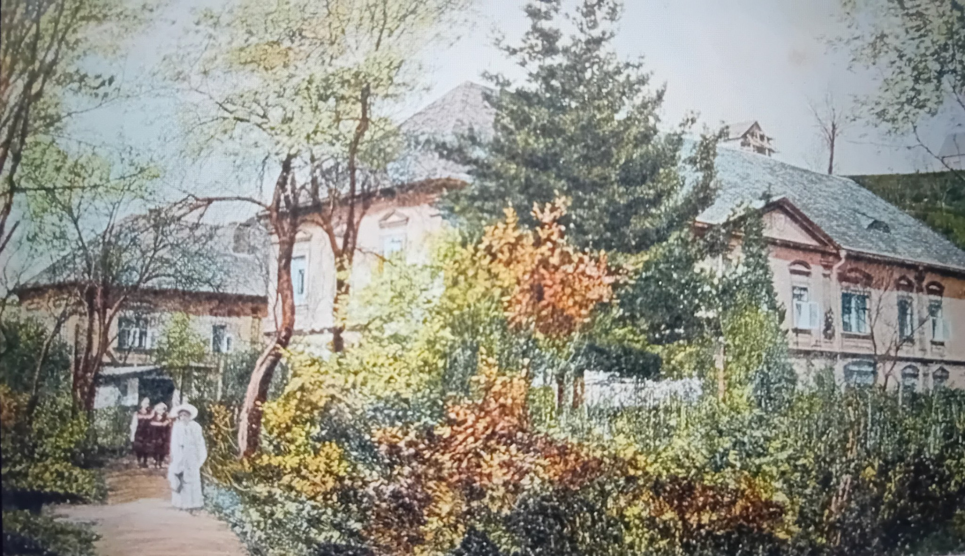 V době , kdy ještě zámek patřil rodu Rohanů ...