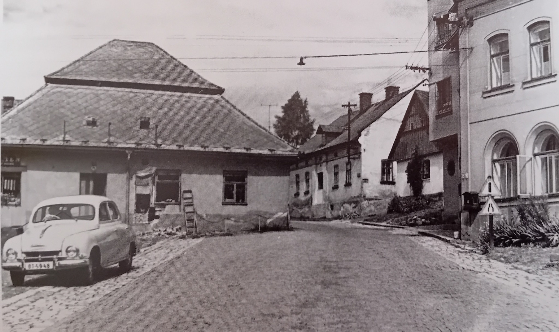 Hostinec U Zlaté hvězdy na semilském " horním " náměstí ...