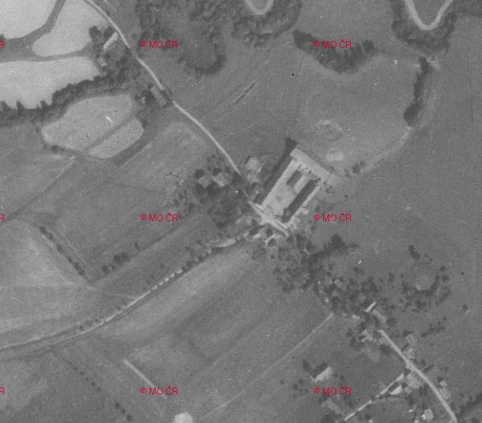 Jedna letecká z 1953 (archiv Aleš Procházka)