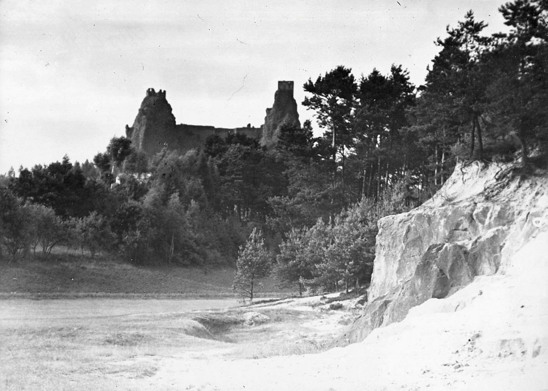 Trosky 1930 (archiuv J.Peterka)