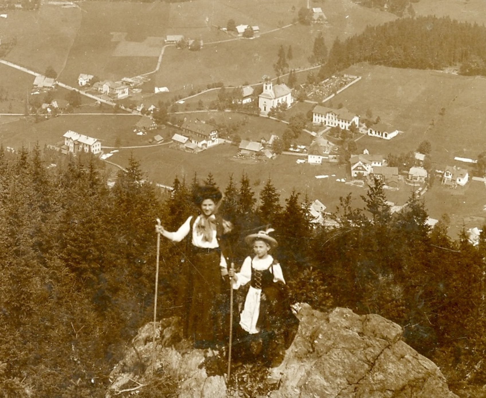 Harrachov 1936👌👍👍👍👍 Foto Pension Schäfer: www.schafer.cz