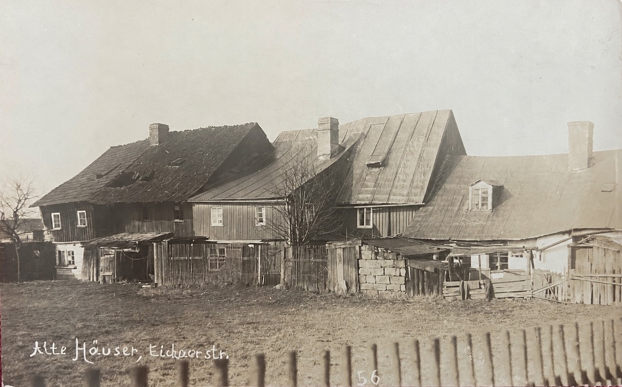 Česká Lípa (Böhmisch Leipa), Dubická ulice (Eichaerstraße), staré domy (Alte Häuser), okr. Česká Lípa. (archiv Otto Rikitan Ečer)