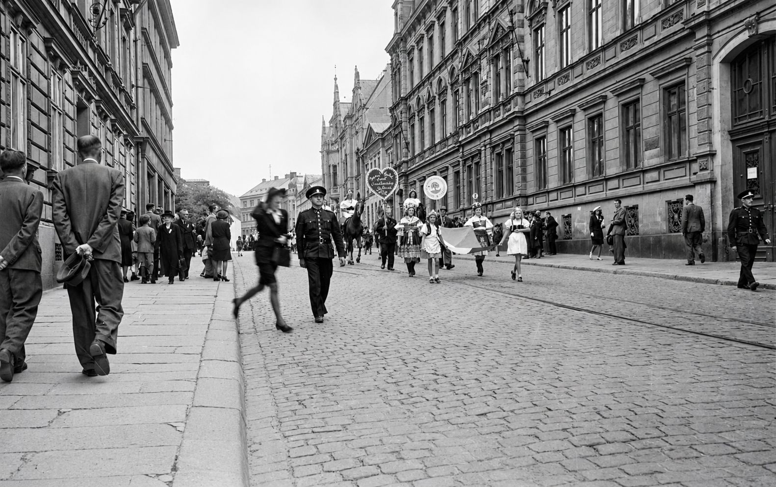 Jablonec nad Nisou 😉 rok 1930 ulice Podhorská (archiv Milan Péč)