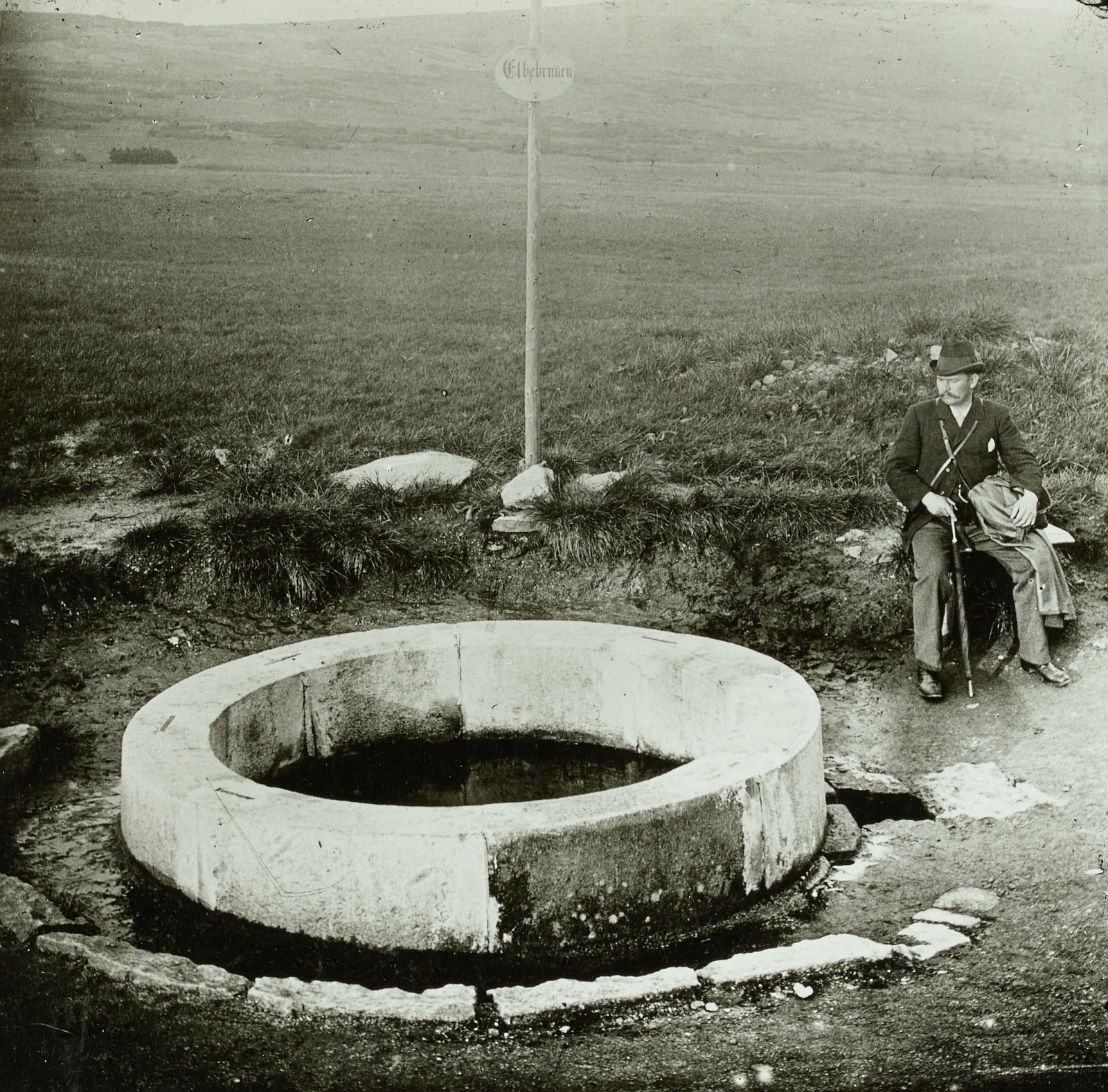 Foto: Hermann Hantzsch, um 1912 (zdroj:https://www.deutschefotothek.de)
