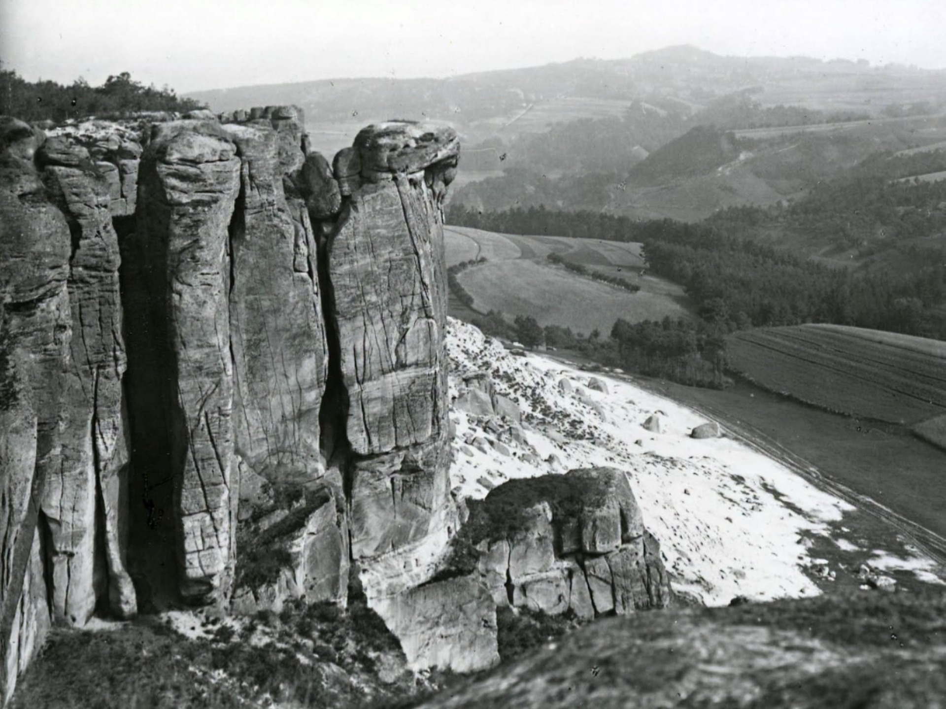 Klokočské skály u Turnova-1930. (archiv J.Peterka)