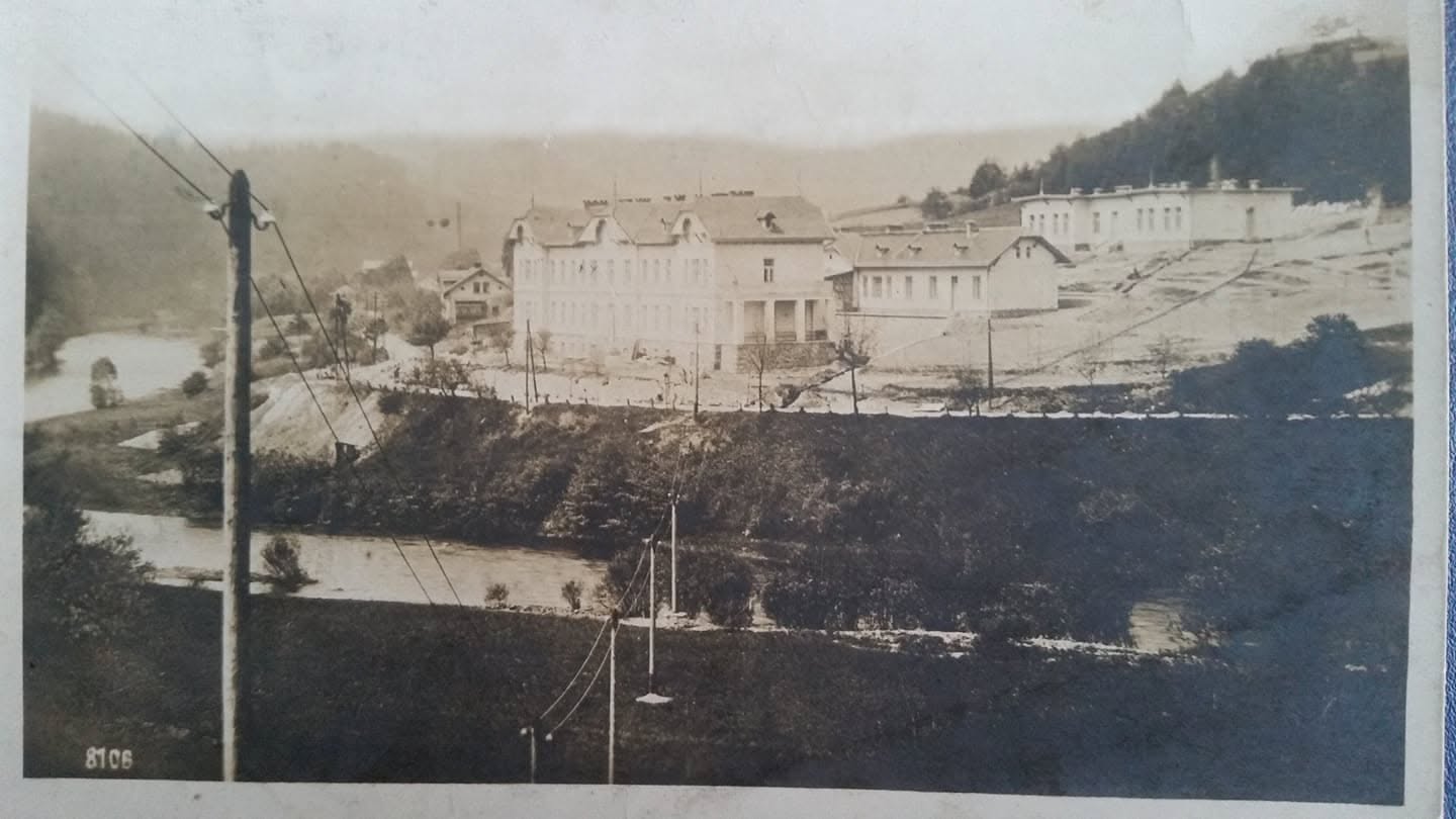 Totéž období nemocnice semilské jako na fotografii předcházející ...