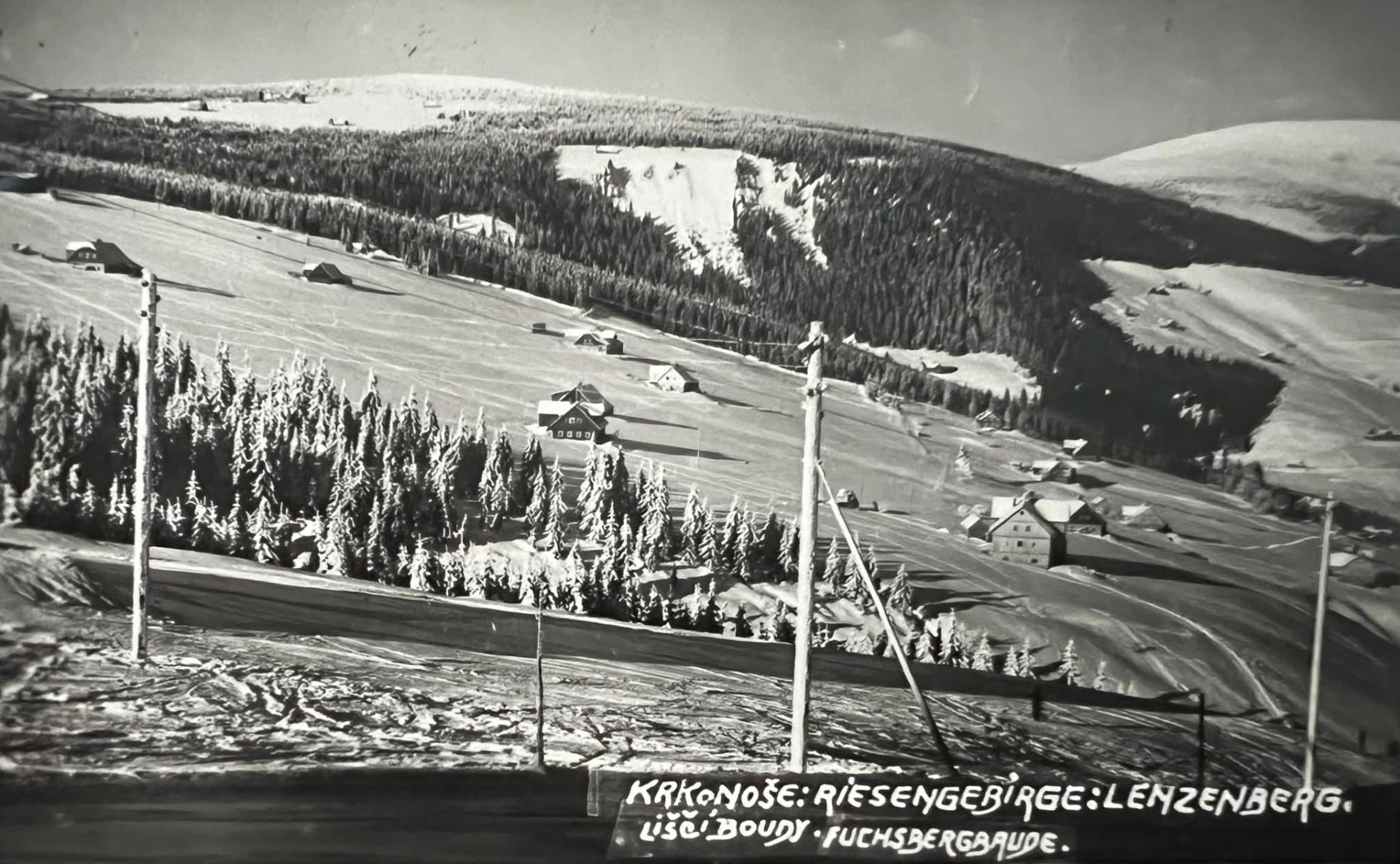 Lenzenberg, Fuchsbergbaude, Riesengebirge 1928. Zahrádky a Liščí bouda, která vyhořela v roce 1948, Krkonoše, Pec pod Sněžkou. (archiv Eva Malíková)