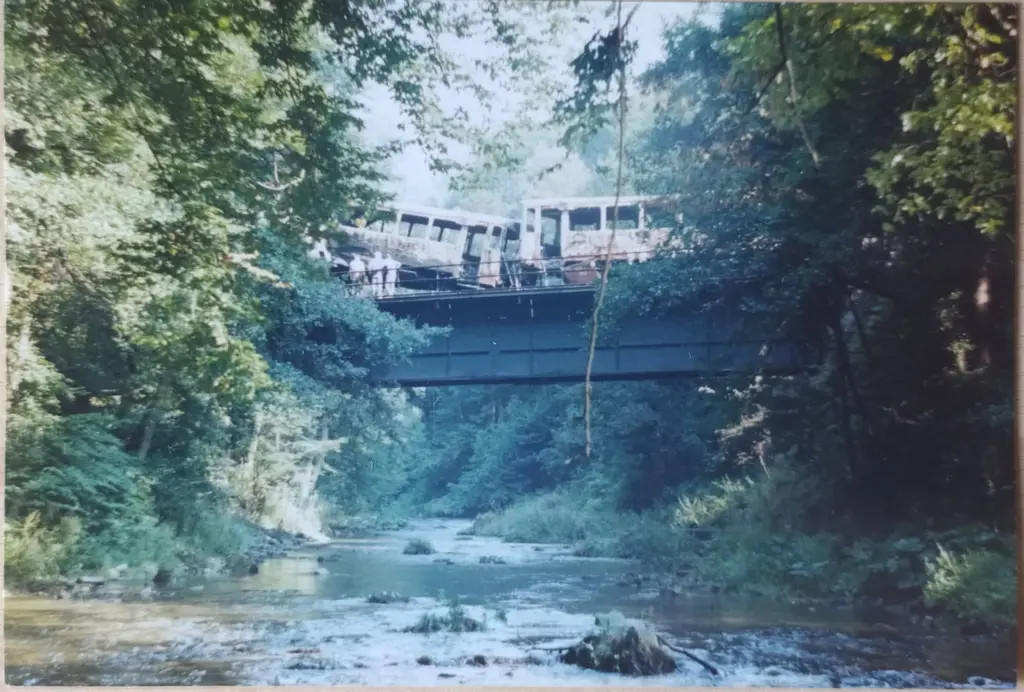 Srážka vlaků Os 6302 a Mn 85643 u Spálova 25.8.1990