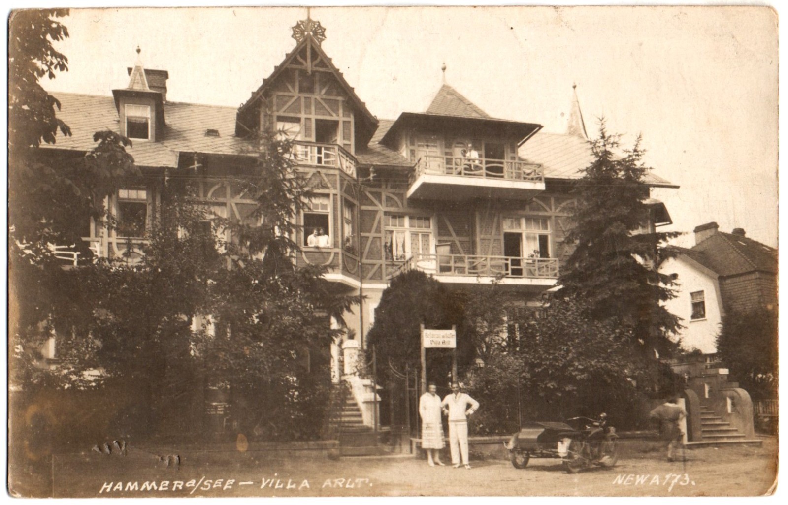 1927 (zdroj eBay)