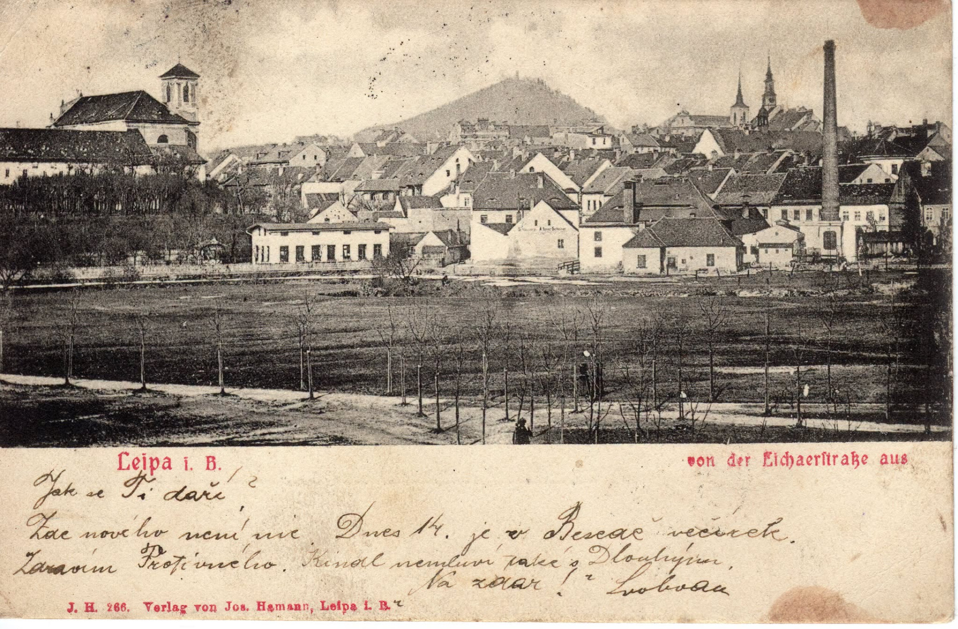 Jedna pohlednice a tolik informací! Třeba to, že na den přesně, 14.10. byl v Besedě večírek, ale to už je 120 let. A taky to, že zde nic nového není a tamten nemluví s tamtím. Vlevo je klášter a domy vpravo jsou již zbořené, za nimi je Sokolská ulice. (autor Českolipské obrázky)
